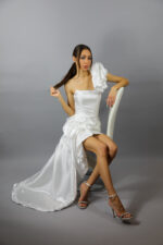 Rochie albă din satin lichid- Flora - imagine 2