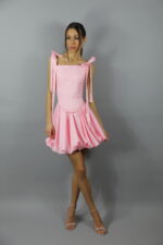 Rochie roz elegantă cu corset și funde pe umeri - imagine 5