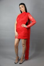 Rochie roșie din dantelă elegantă - imagine 2